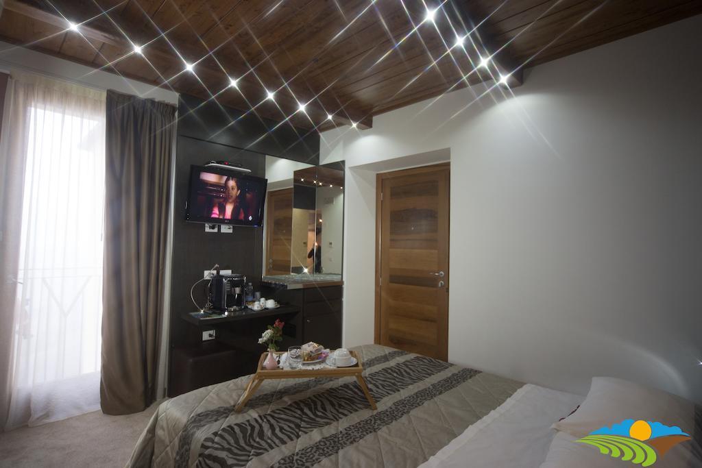 Albergo Diffuso - Il Poggetto Tra Urbino & San Marino 部屋 写真